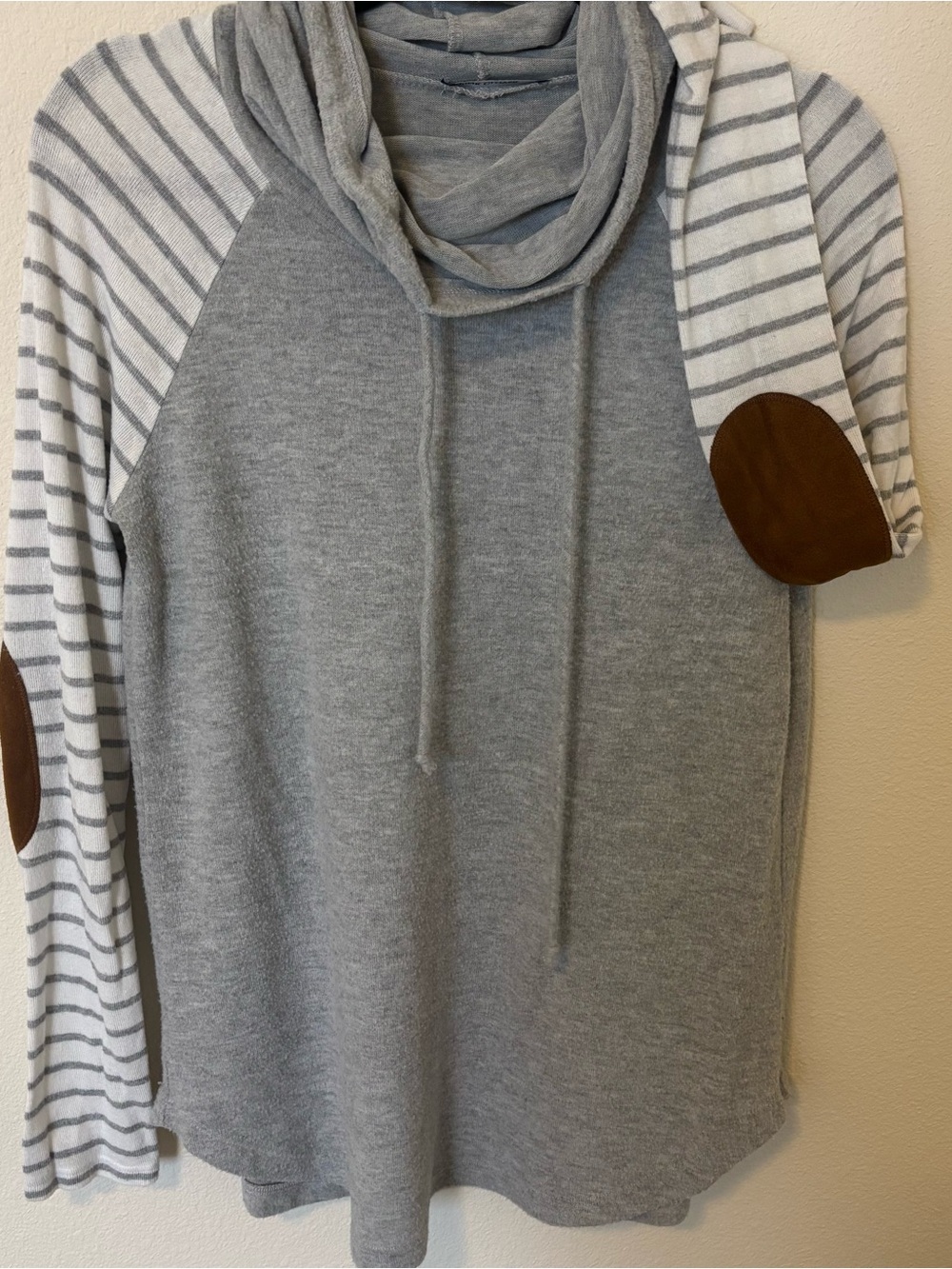 Stitch Fix Gray Striped Sleeve Cowl Neck Women’s Top with Elbow Patches